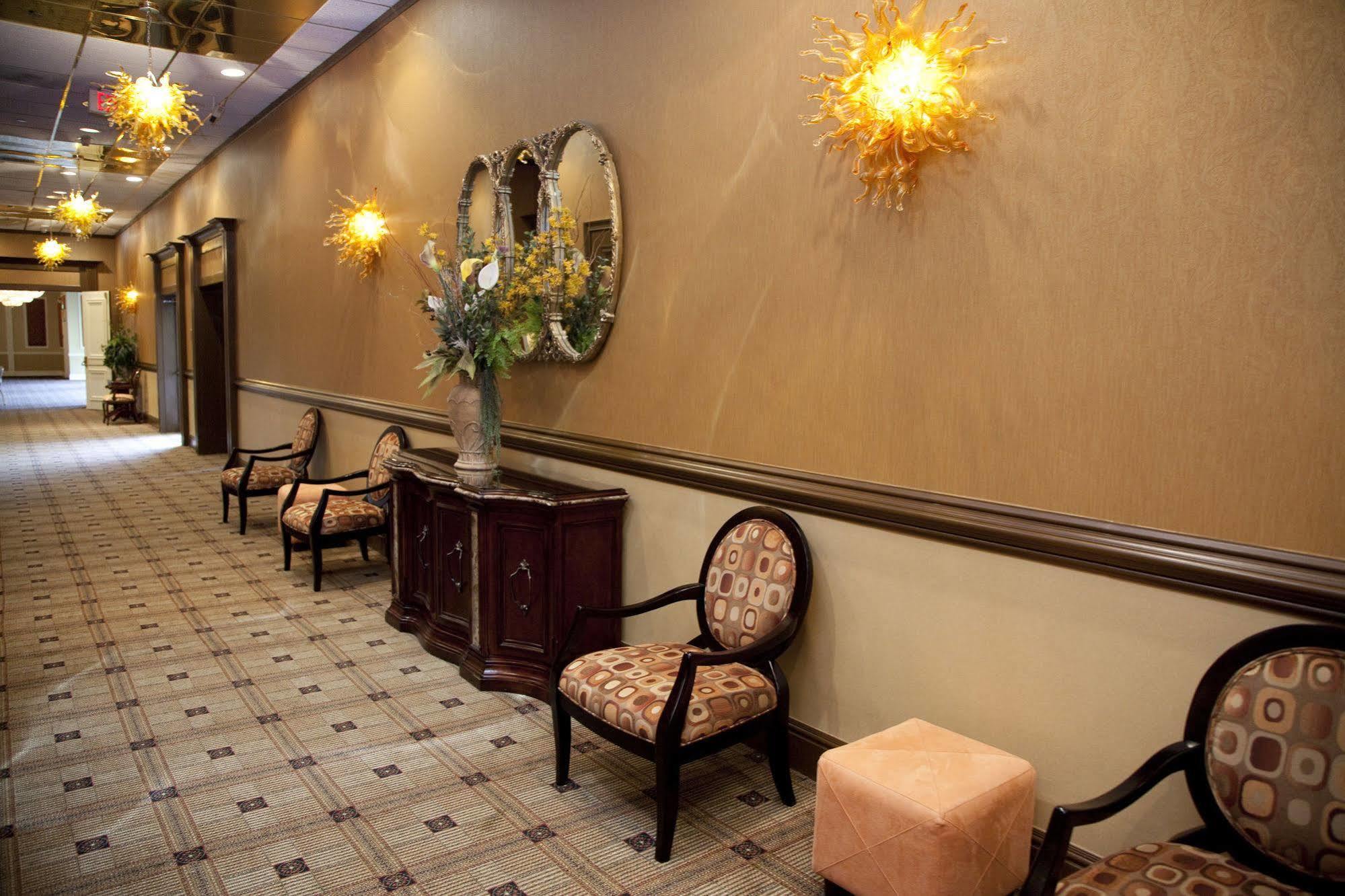 Doubletree By Hilton Poughkeepsie Hotel Eksteriør billede